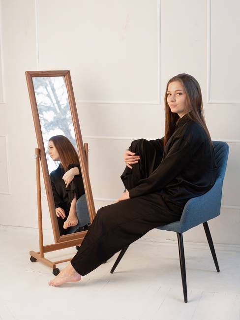 Зеркало напольное В 27Н светло-коричневый 137 см х 42,5 см