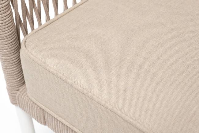 "Канны" кресло плетеное из роупа, каркас алюминий белый, муар, роуп бежевый круглый, ткань бежевая 052 "Канны" кресло плетеное из роупа, каркас алюминий белый, муар, роуп бежевый круглый, ткань бежевая 052