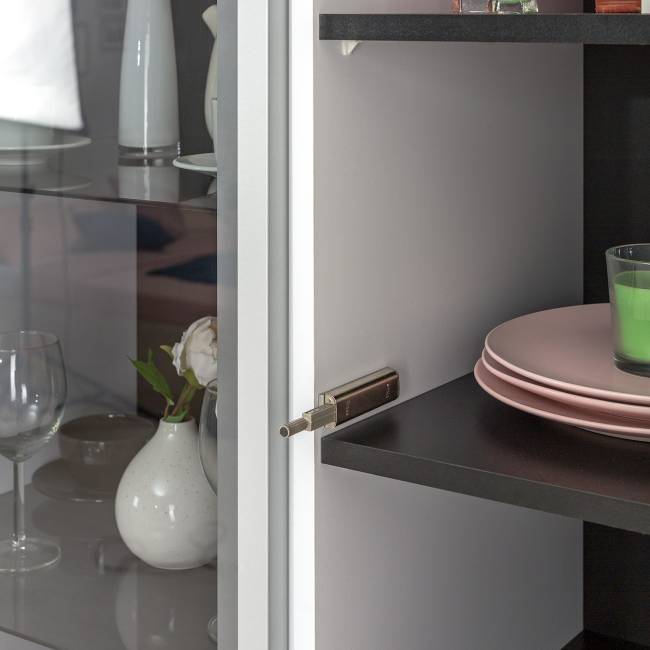 Горка для гостиной Сидней из шкаф-витрина 2 штуки и шкаф с ящиком 13.202 цвет белый/чёрный/МДФ белый глянец