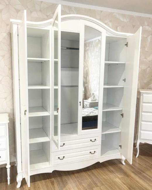 Шкаф Малонн Ави 4-х створчатый Белый