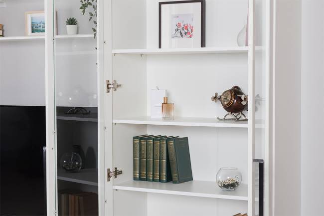 Стенка для гостиной с ТВ-тумбой Валенсия № 68 цвет белый шагрень